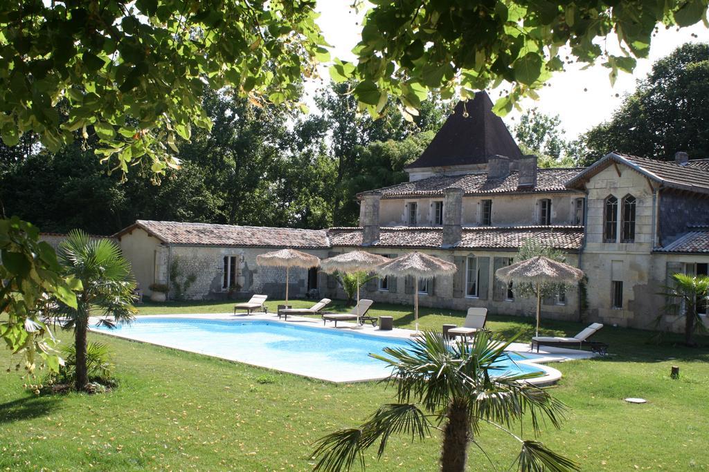 Léoville Chateau De Puyrigaud B&B 외부 사진