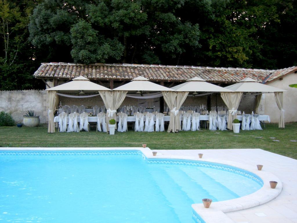 Léoville Chateau De Puyrigaud B&B 외부 사진